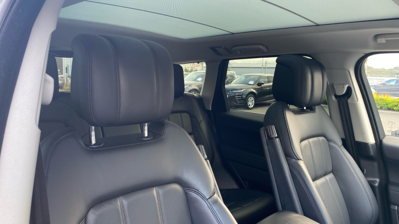 Land Rover Range Rover Sport 2.0 P400e HSE 5dr Auto Estate